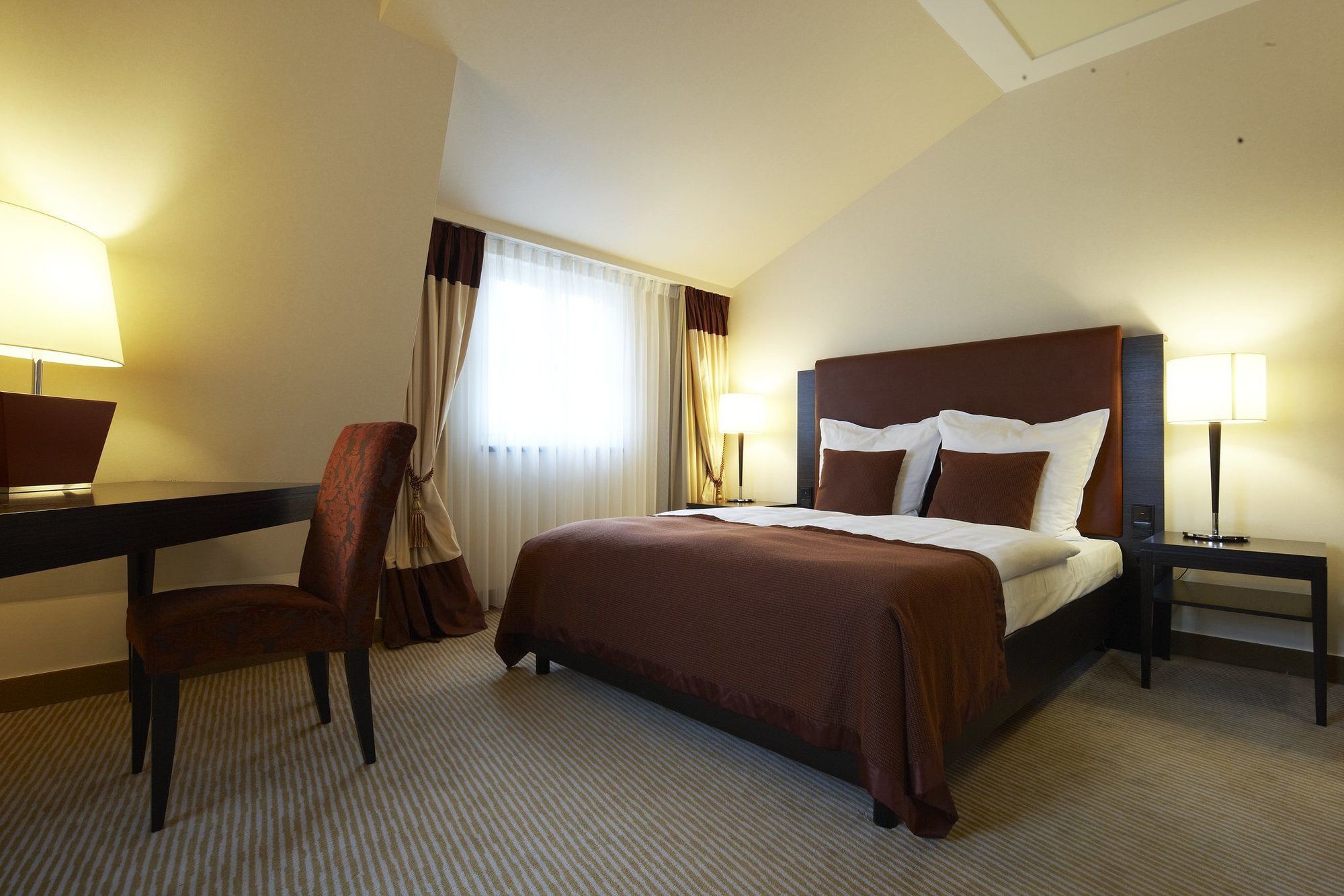 Hotel Steigenberger De Saxe 5*